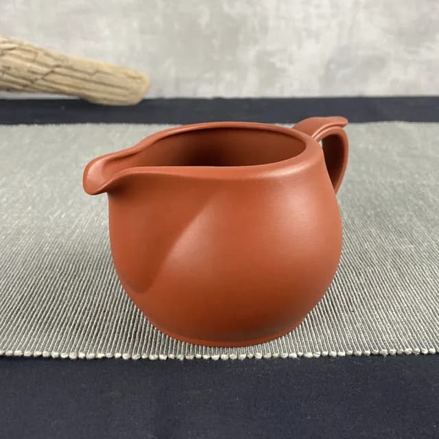 【台灣製造】經典紫砂茶海 公道杯 300cc 台灣鶯歌陶藝(茶具 茶壺朱泥 紫砂 段泥 公杯 分茶器)