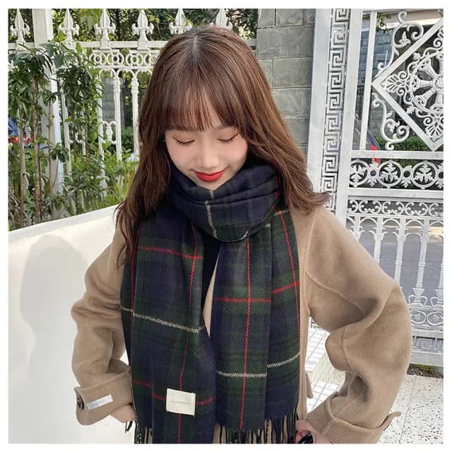 【HaNA 梨花】韓國明洞情侶款格紋系列．經典格子流蘇大圍巾(圍脖 圍巾 披肩)