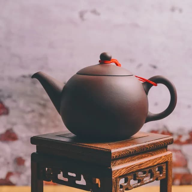 【台灣製造 新品上市】大圓珠壺 300ml 鶯歌陶藝之美(茶具 茶壺朱泥 圓珠 西施 紫砂 段泥 泡茶壺 茶杯)