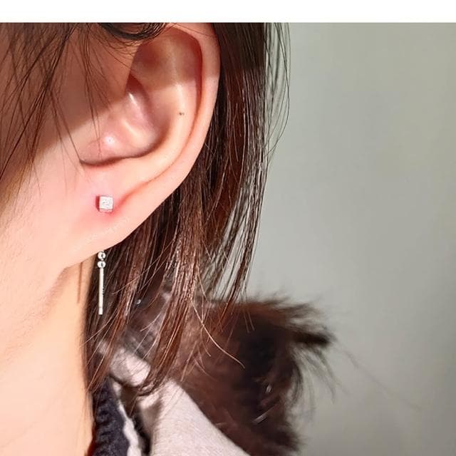 【Umi】浪漫小花造型耳環(日韓時尚潮流女飾品 銀色耳飾 耳針 耳墜 耳釘 生日 情人節 禮物)