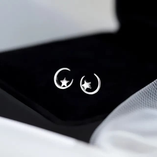 【Umi】星星月亮浪漫奢華造型耳環(日韓時尚潮流女飾品 銀色耳飾 耳針 耳墜 耳釘 生日 情人節 禮物)