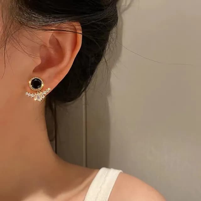 【Umi】925純銀針淡金色復古輕奢圓形寶石天使之翼微鑲鋯石耳環(日韓時尚潮流耳飾耳針耳墜耳釘)