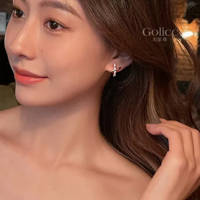 【Golicc】耳環 珍珠 花(七夕 情人節 生日 飾品 耳飾 耳墜 禮物)