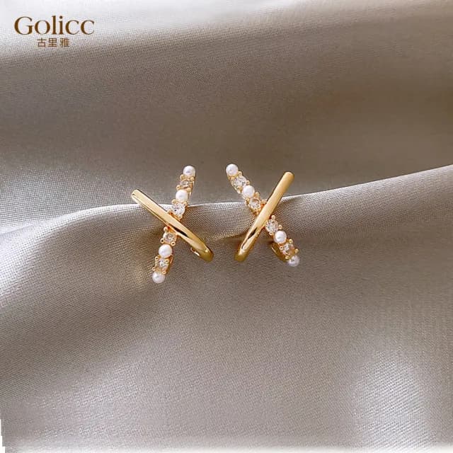 【Golicc】耳環 珍珠 花(七夕 情人節 生日 飾品 耳飾 耳墜 禮物)