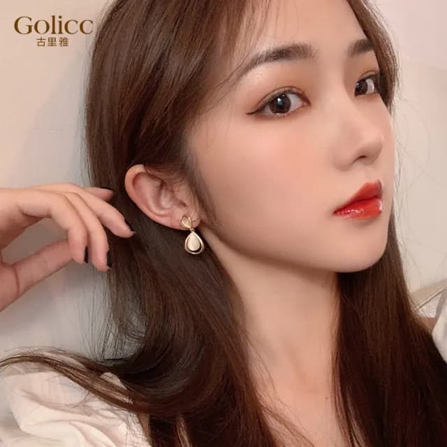 【Golicc】水滴 貓眼石 耳環(七夕 情人節 生日 飾品 耳釘 耳飾 耳墜 禮物)