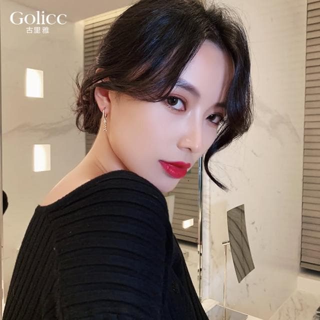 【Golicc】耳環 微鑲 小魚 時尚(母親節 生日 情人節 飾品 耳飾 耳墜 禮物)