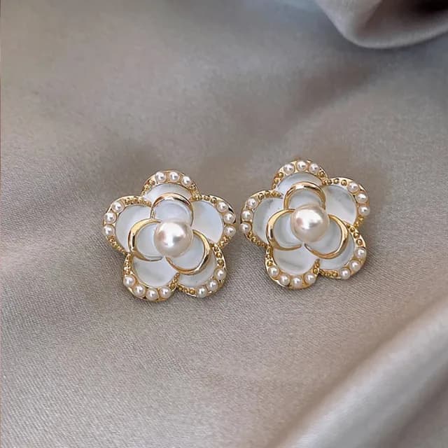 【Golicc】耳環 山茶花 珍珠(雙11 聖誕節 生日 飾品 耳釘 耳飾 耳墜 禮物)