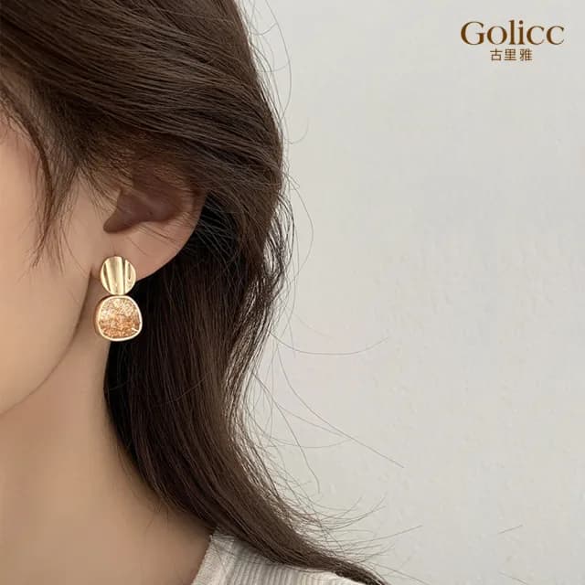 【Golicc】耳環 法式 氣質 水晶(七夕 情人節 生日 飾品 耳釘 耳飾 耳墜 禮物)