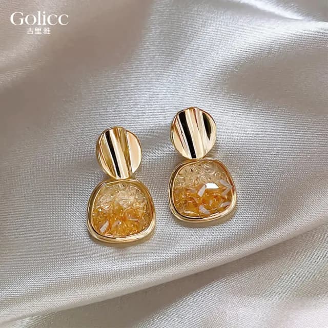 【Golicc】耳環 法式 氣質 水晶(七夕 情人節 生日 飾品 耳釘 耳飾 耳墜 禮物)