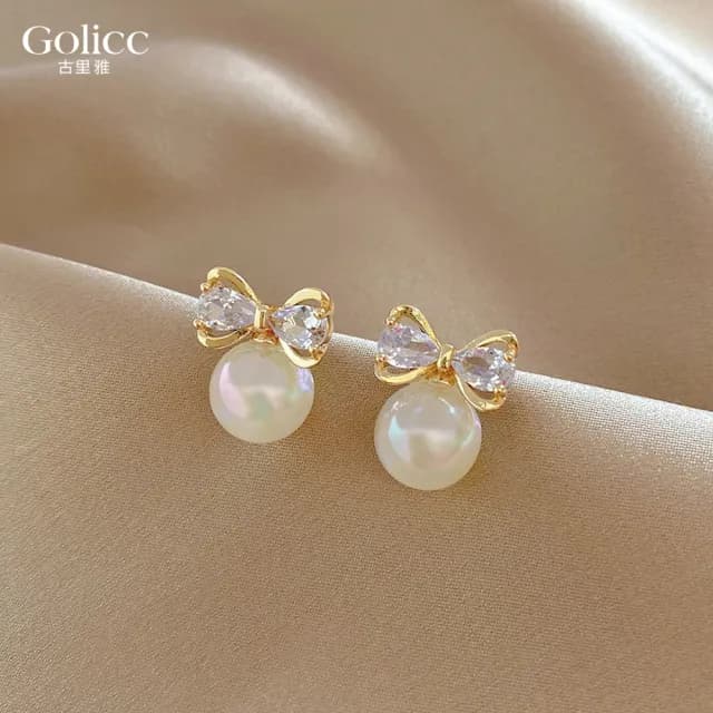 【Golicc】耳環 蝴蝶結 珍珠(99購物限定 生日 飾品 耳釘 耳飾 耳墜 禮物)