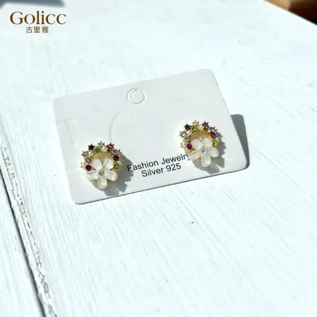 【Golicc】耳環 花朵 鑲鑽(七夕 情人節 生日 飾品 耳釘 耳飾 耳墜 禮物)