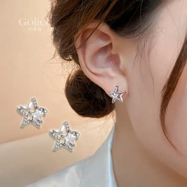 【Golicc】耳環 銀色 星星 鋯石(七夕 情人節 生日 飾品 耳釘 耳飾 耳墜 禮物)