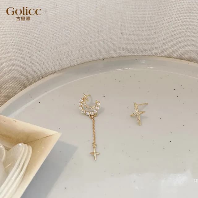 【Golicc】耳環 星月 不對稱(七夕 情人節 生日 飾品 耳釘 耳飾 耳墜 禮物)