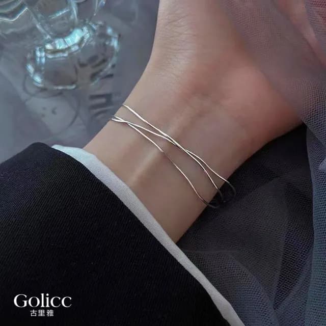 【Golicc】手鍊 日韓風 簡約 多層 蛇骨(七夕 情人節 生日 手環 手繩 首飾 飾品 禮物)