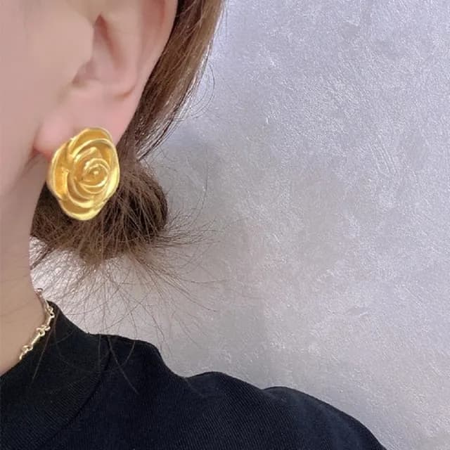 【Oni 歐妮】法式復古金色玫瑰 耳針穿式耳環耳釘耳骨環 耳飾925銀針