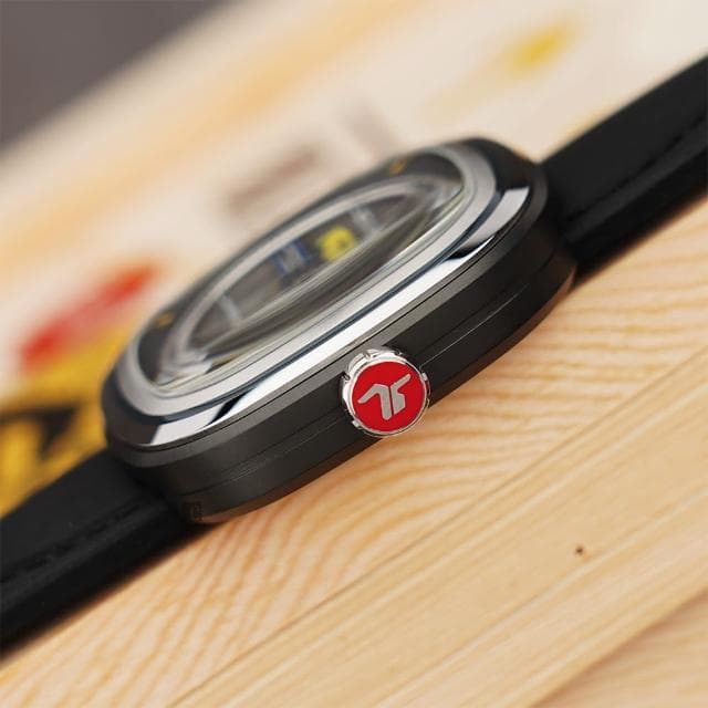 【SEVENFRIDAY】RUNWAY 限量航空 自動上鍊機械錶 送禮 禮物 推薦(T3/02)