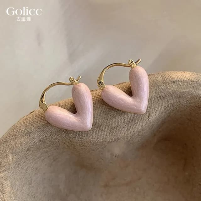 【Golicc】耳環 愛心(七夕 情人節 生日 飾品 耳釘 耳飾 耳墜 禮物)