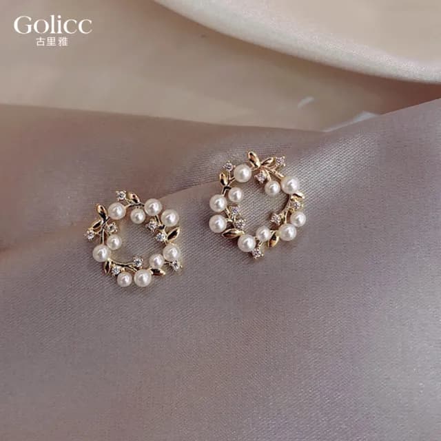 【Golicc】耳環 簍空 花朵 珍珠(七夕 情人節 生日 飾品 耳釘 耳飾 耳墜 禮物)