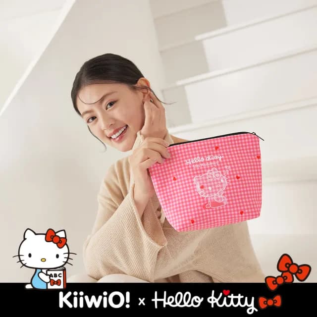 【Kiiwi O！官方直營】情人節禮物 Hello Kitty x Kiiwi O! 聯名款．50th.實用大容量收納包 多色選