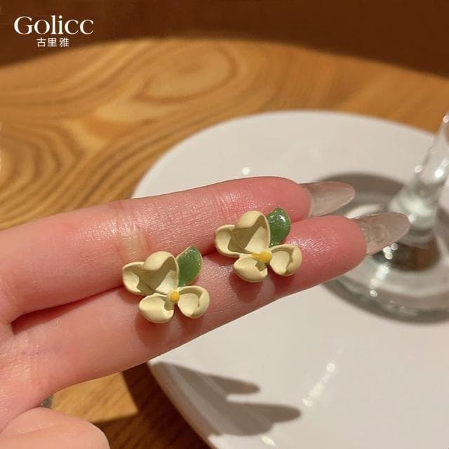 【Golicc】戒指 韓版 小黃花(母親節 生日 情人節 造型戒 食指戒 尾戒 禮物)