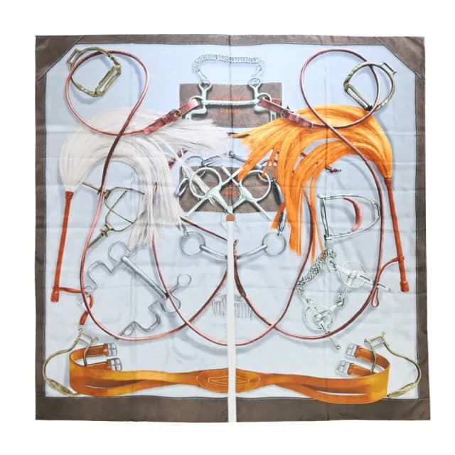 【Hermes 愛馬仕】Projets Carres 140 手工捲邊絲質斜紋圍巾/斗篷(珍珠灰/駝/深棕紅)