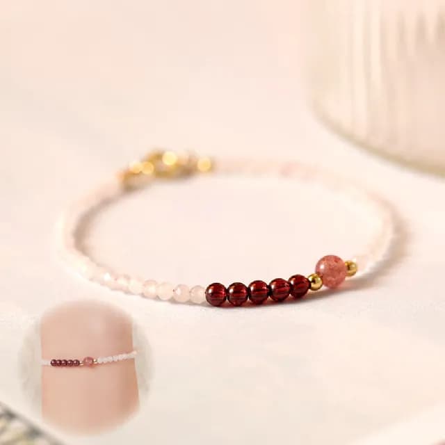 【人際昇華】14K草莓晶粉水晶手鍊(招桃花 愛情運勢 姻緣 個人魅力 平安 手串 手鐲 禮物 氣質 閨蜜 串珠)