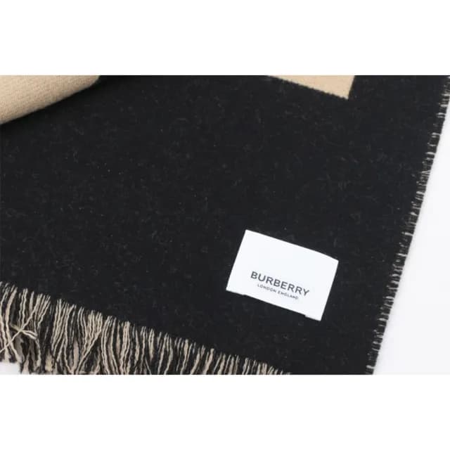【BURBERRY 巴寶莉】Logo 徽標羊毛圍巾(經典米色/黑色)