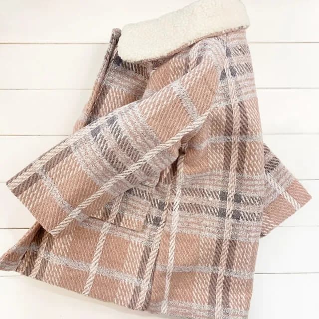 【橘魔法】繽紛獨特格子交叉線條長袖大衣外套(女童 厚外套 大衣 中童 外套 童裝 兒童 保暖)