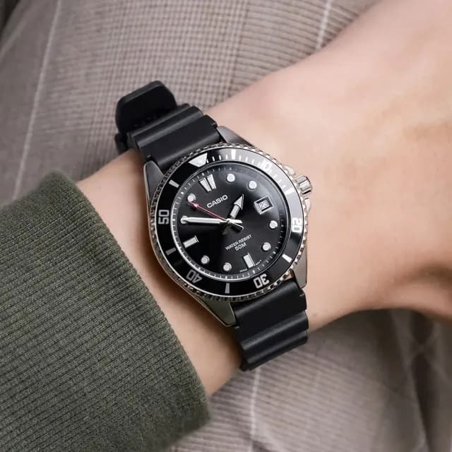 【CASIO 卡西歐】槍魚系列 MDV-10 探險 夜光指針 日期顯示 生物基樹脂 手錶 38.5mm(防反向旋轉錶帶)