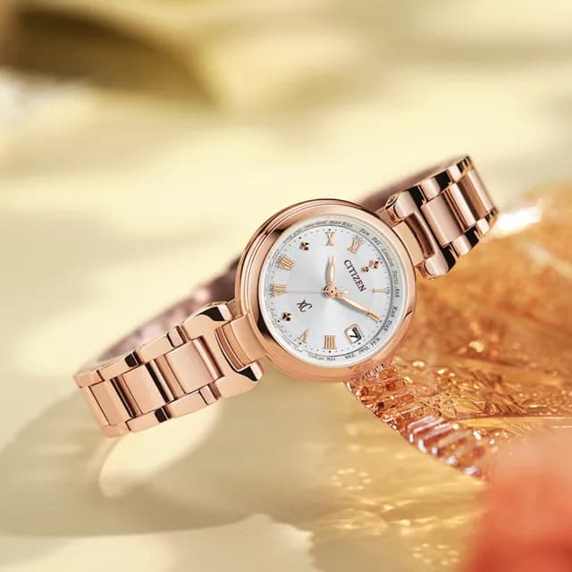 【CITIZEN 星辰】xC系列 電波對時 萬年曆 光動能時尚腕錶 雙11 特惠 推薦(EC1037-69A)