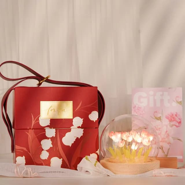 【Forrest 森憩】鬱金香夜燈-母親節禮盒(媽媽禮盒媽媽禮物老婆禮物生日禮物永生花玻璃罩小夜燈 花燈)