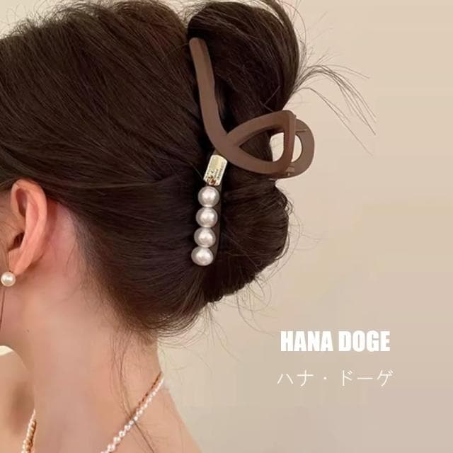 【HANA DOGE ハナ・ドーゲ】復古赫本小香風絕美高質感磨砂霧面珍珠交叉鯊魚夾髮夾(聖誕節禮物.交換禮物)