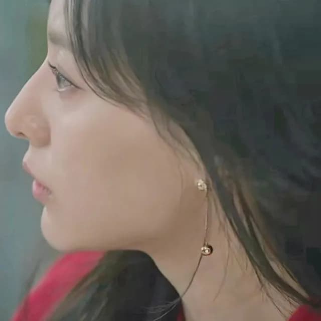 【Emi 艾迷】淚之女王 金智媛 同款 鋯石圓珠垂墜 925銀針 耳環(淚之女王 孫藝珍 韓劇三十九)