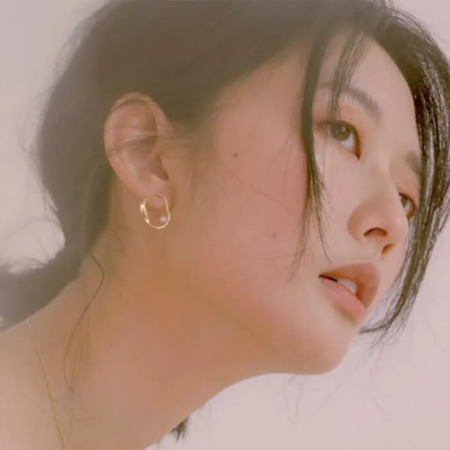 【Olivia Yao Jewellery】輕奢感首飾 天然珍珠 鏤空金絲耳環(Ripple Collectionn)