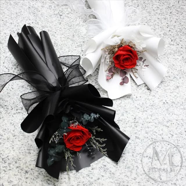 【Floral M】La Rose黑色浪漫永生玫瑰花束(乾燥花/情人節花束/告白禮物/玫瑰花束/求婚/永生花/花禮/玫瑰花)