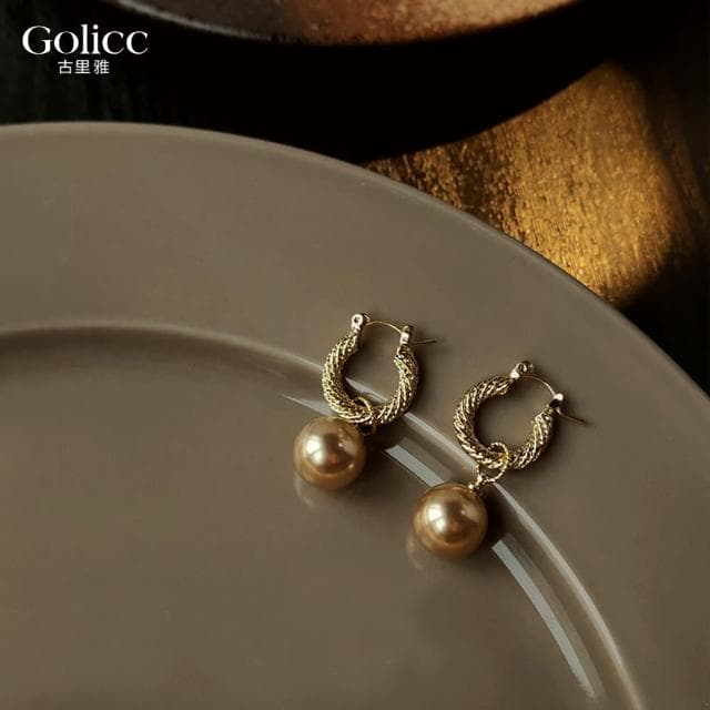 【Golicc】耳環 輕奢優雅氣質 珍珠耳環(母親節 生日 情人節 飾品 耳釘 耳飾 耳墜 禮物)