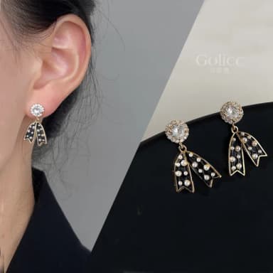 【Golicc】耳環 法式復古 黑色花朵(618 七夕 情人節 生日 飾品 耳釘 耳飾 耳墜 禮物)