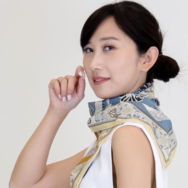 【BANNIES】蠶絲羊毛｜童話王國(圍巾 披肩 羊毛 蠶絲)