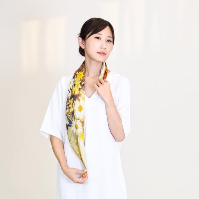 【BANNIES】蠶絲羊毛｜驕陽雛菊(圍巾 披肩 羊毛 蠶絲)