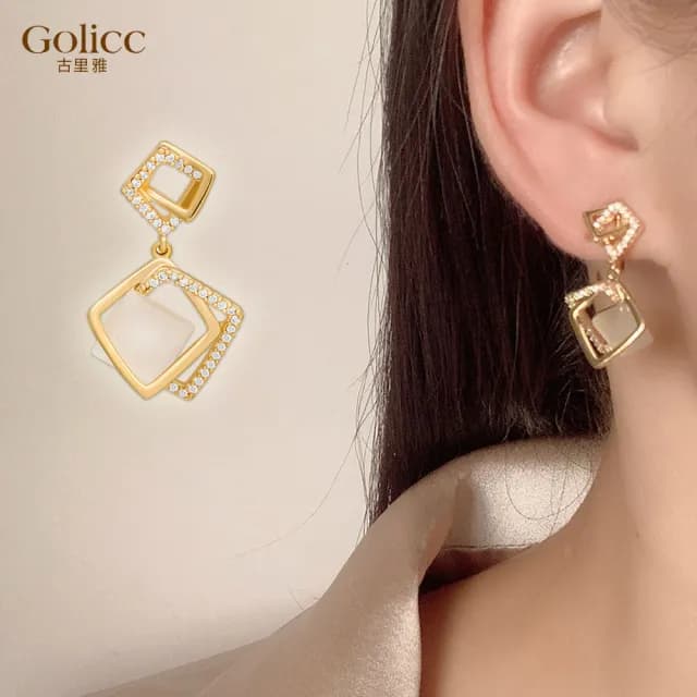 【Golicc】耳環 鑲鑽 菱形(七夕 情人節 生日 飾品 耳飾 耳墜 禮物)