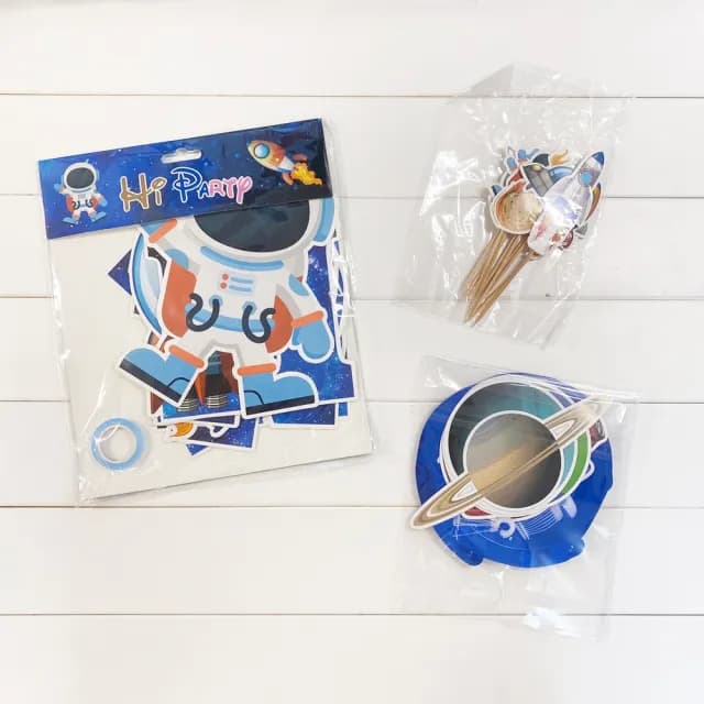 【橘魔法】宇宙太空生日快樂拉條+蛋糕插牌布置用品(生日快樂 場景布置 拉條 場地布置)