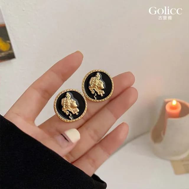 【Golicc】耳環 復古 金色人像(99購物限定 生日 飾品 耳釘 耳飾 耳墜 禮物)