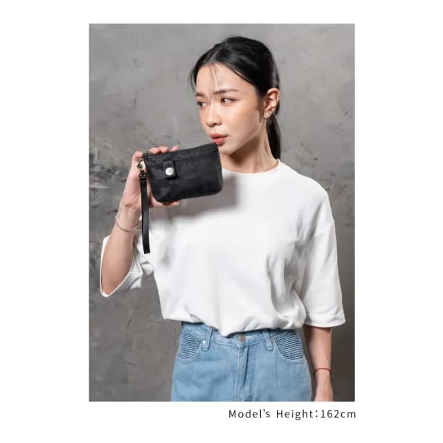 【satana】雙11限定★Soldier 實用拉鍊化妝包/零錢包(光影壓紋)