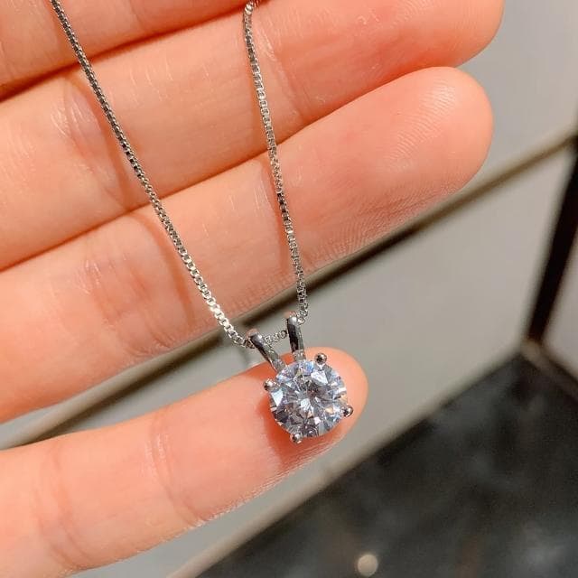 【MoonDy】莫桑鑽 925純銀項鍊 四爪吊墜 鎖骨鍊 短鍊 飾品 氣質項鍊 女生禮物 情人節禮物 合成鑽石