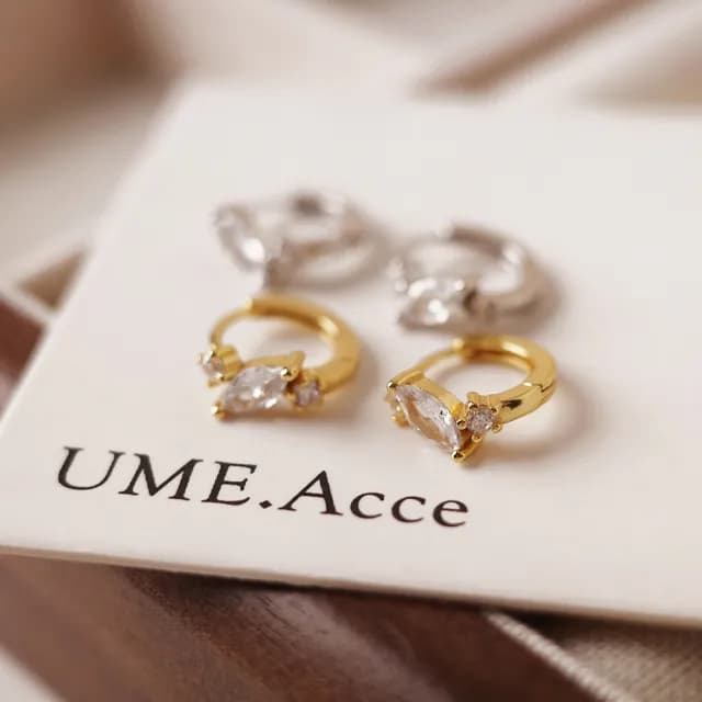 【UME.Acce】父親節禮物 法式馬眼鋯石耳扣純銀耳環(S925純銀 耳環 純銀 全純銀 純銀耳環 鋯石 耳扣式 耳扣