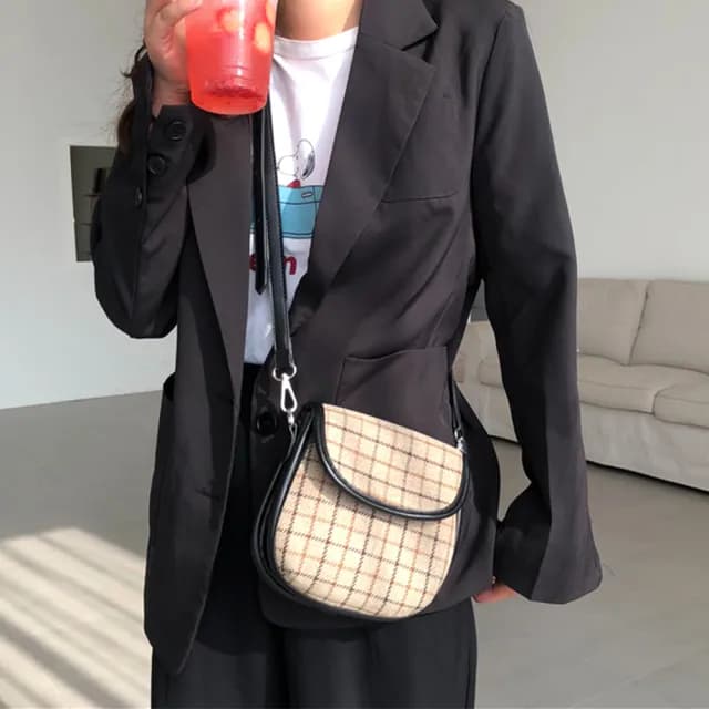 【MoonDy】情人節禮物 包包 女包 馬鞍包 情侶包包 韓系包包 側背包女 斜背包女生 側背包女生可愛 復古馬鞍 