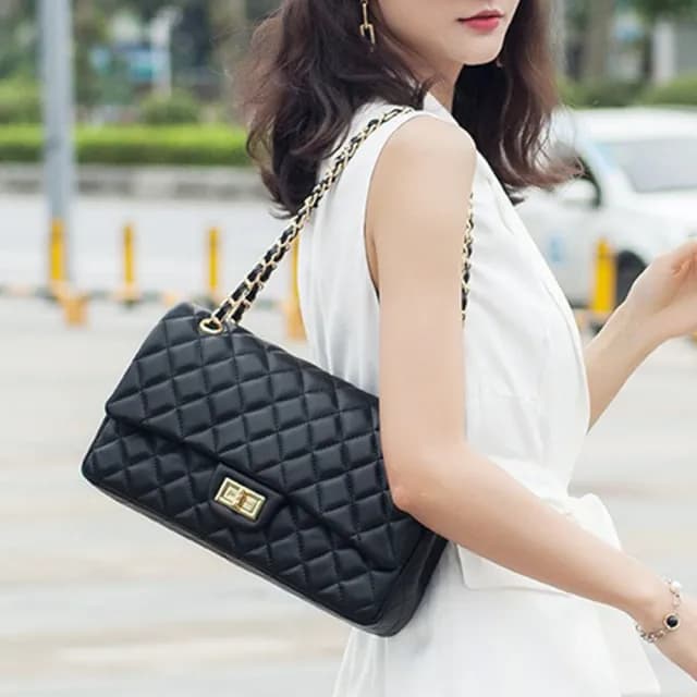 【MoonDy】情人節禮物 包包 肩背包 羊皮小香包 真皮包包 大容量包包 鏈條包包 斜背大方包 小香風包包 精品 