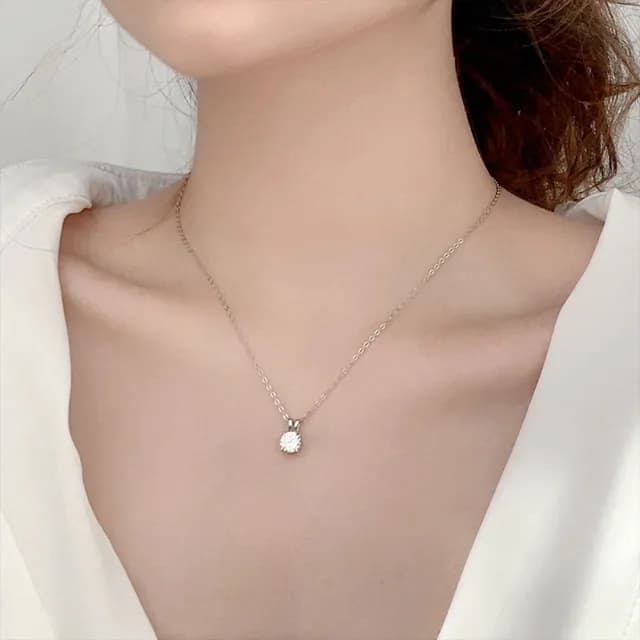 【LEEHER】鋯石項鍊/四爪吊墜/氣質項鍊/女生禮物/生日禮物/925純銀項鍊/莫桑鋯/飾品/鎖骨鍊/短