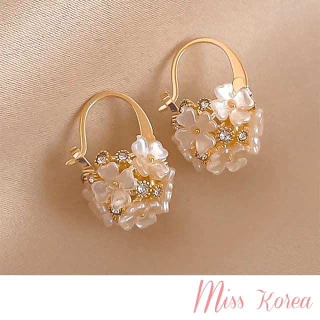 【MISS KOREA】韓國設計美鑽立體花球典雅耳扣(美鑽耳扣 立體耳扣 花球耳扣)