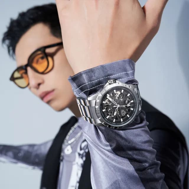 【Mark Fairwhale 馬克菲爾】6580 雙面鏤空幾何流線 科幻宇宙青春張揚夜光紳士男士 不鏽鋼機械腕錶 手錶